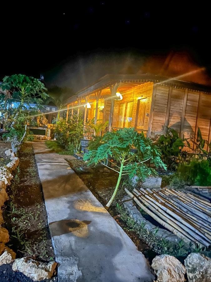 Skywatch Cottage Klungkung Exterior photo